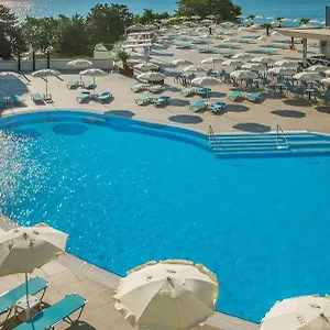 4* מלון Astoria Inclusive- Private & Club