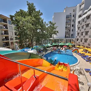 4* מלון Prestige Deluxe Aquapark Club